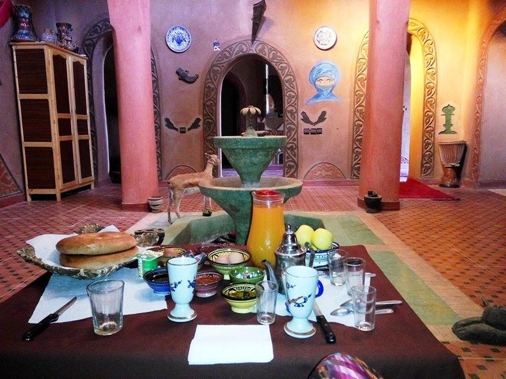 Kasbah Les Alizes Du Desert M'Hamid Bagian luar foto
