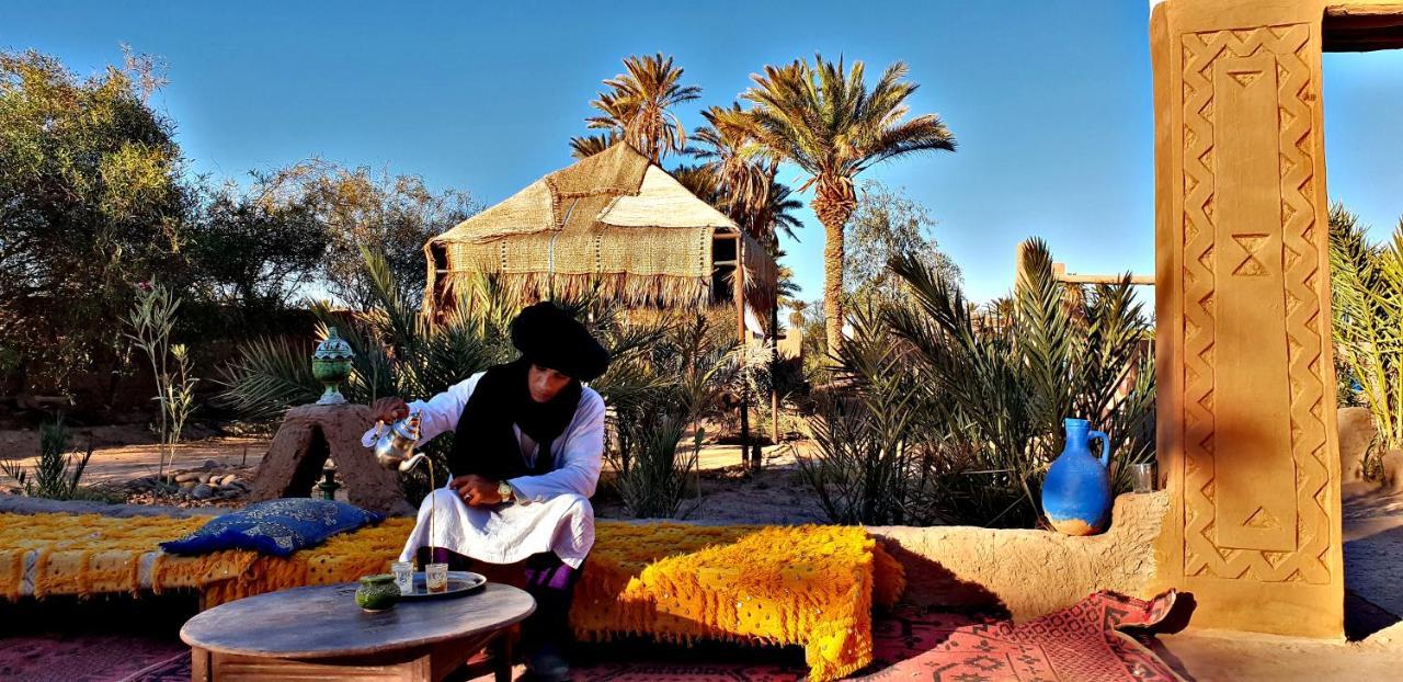 Kasbah Les Alizes Du Desert M'Hamid Bagian luar foto