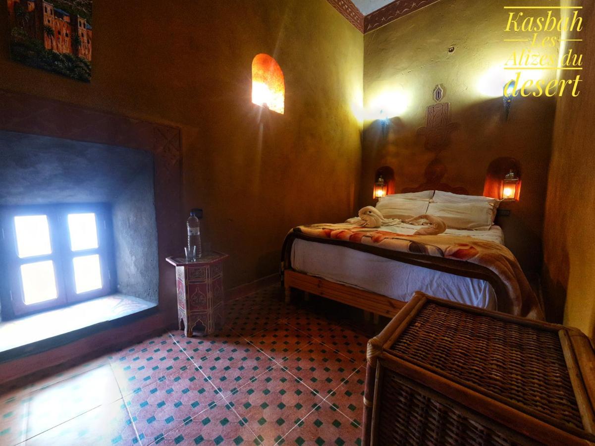 Kasbah Les Alizes Du Desert M'Hamid Bagian luar foto