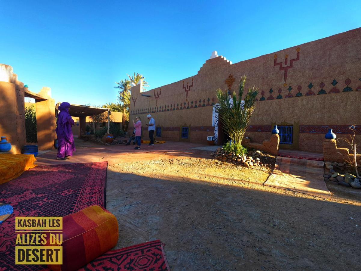 Kasbah Les Alizes Du Desert M'Hamid Bagian luar foto