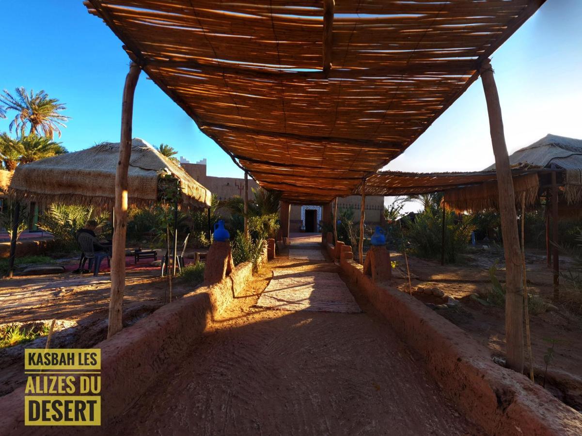 Kasbah Les Alizes Du Desert M'Hamid Bagian luar foto