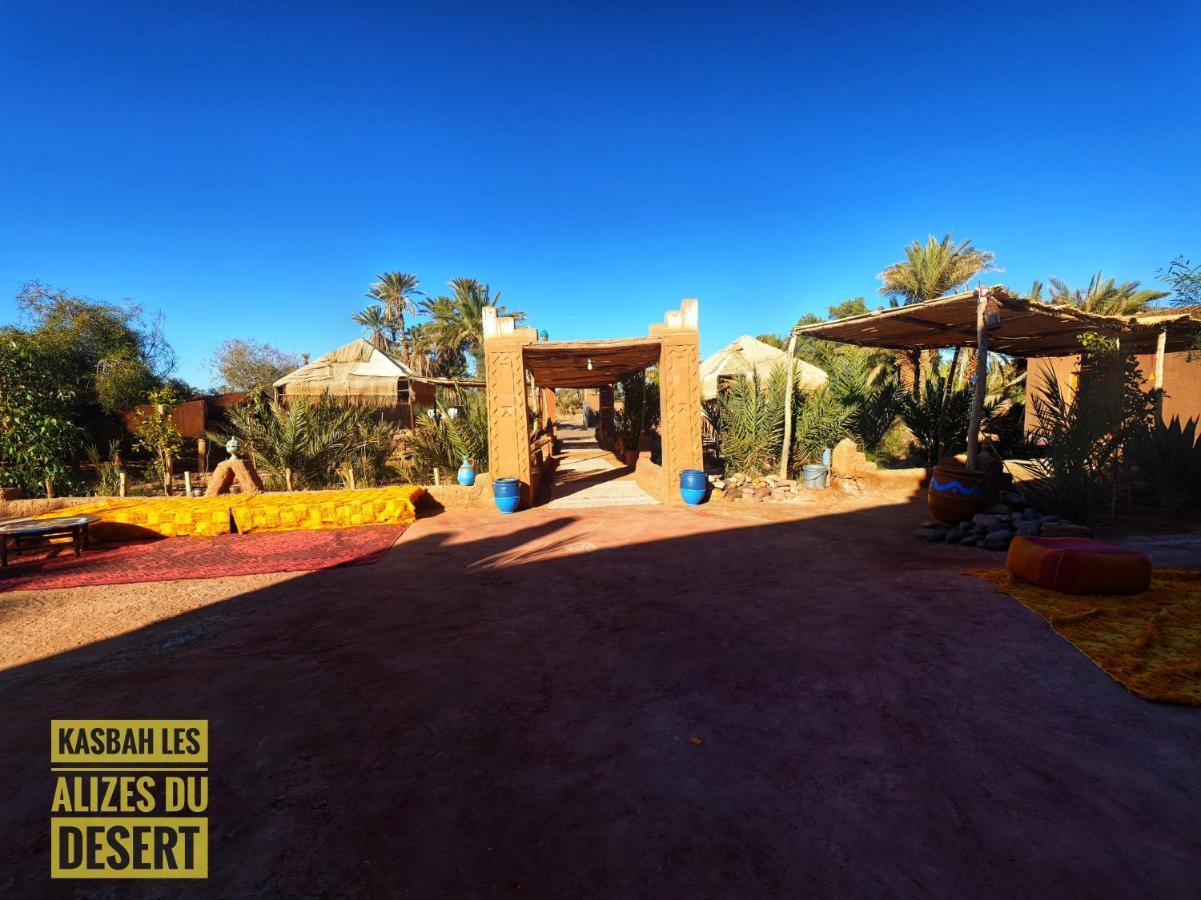 Kasbah Les Alizes Du Desert M'Hamid Bagian luar foto