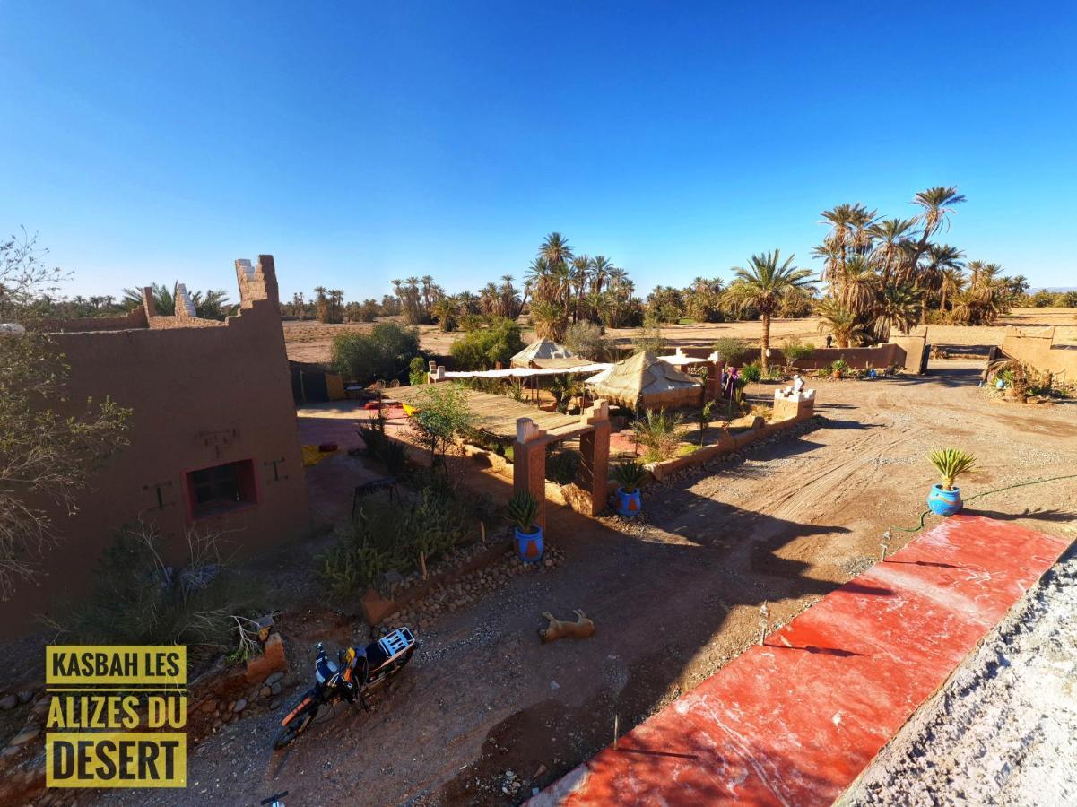 Kasbah Les Alizes Du Desert M'Hamid Bagian luar foto