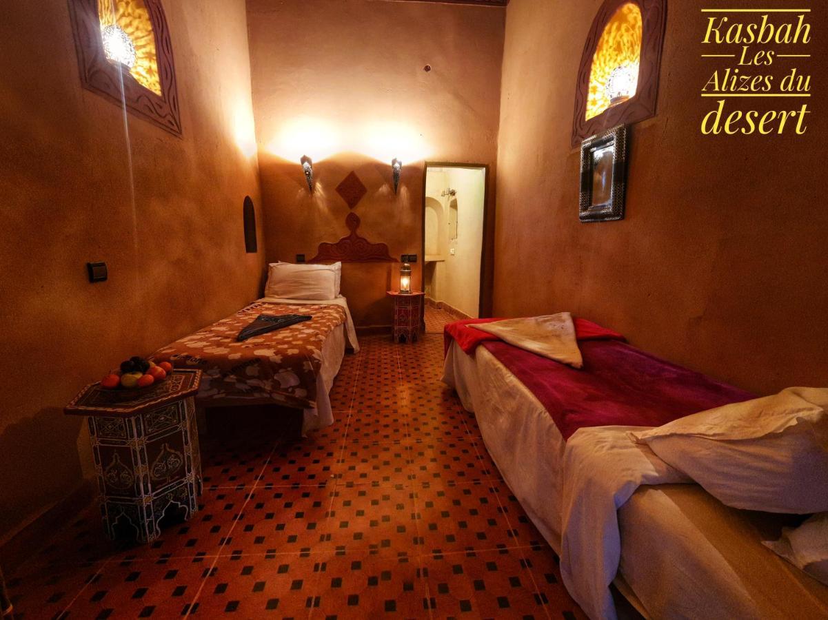 Kasbah Les Alizes Du Desert M'Hamid Bagian luar foto