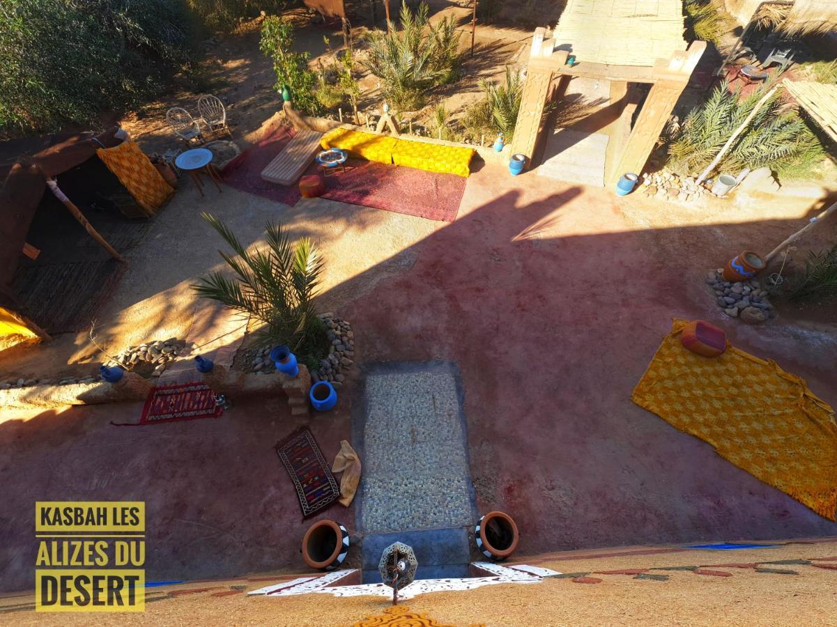 Kasbah Les Alizes Du Desert M'Hamid Bagian luar foto