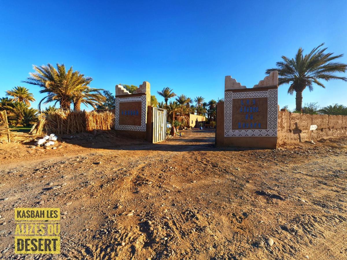 Kasbah Les Alizes Du Desert M'Hamid Bagian luar foto