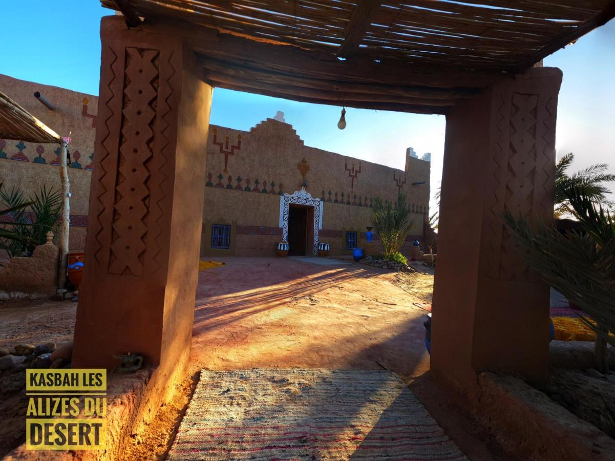 Kasbah Les Alizes Du Desert M'Hamid Bagian luar foto