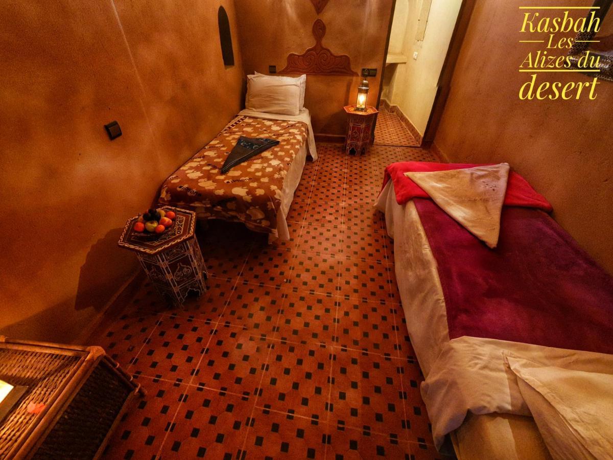 Kasbah Les Alizes Du Desert M'Hamid Bagian luar foto